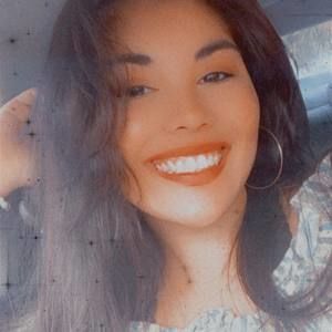 Meet your Posher, Tia